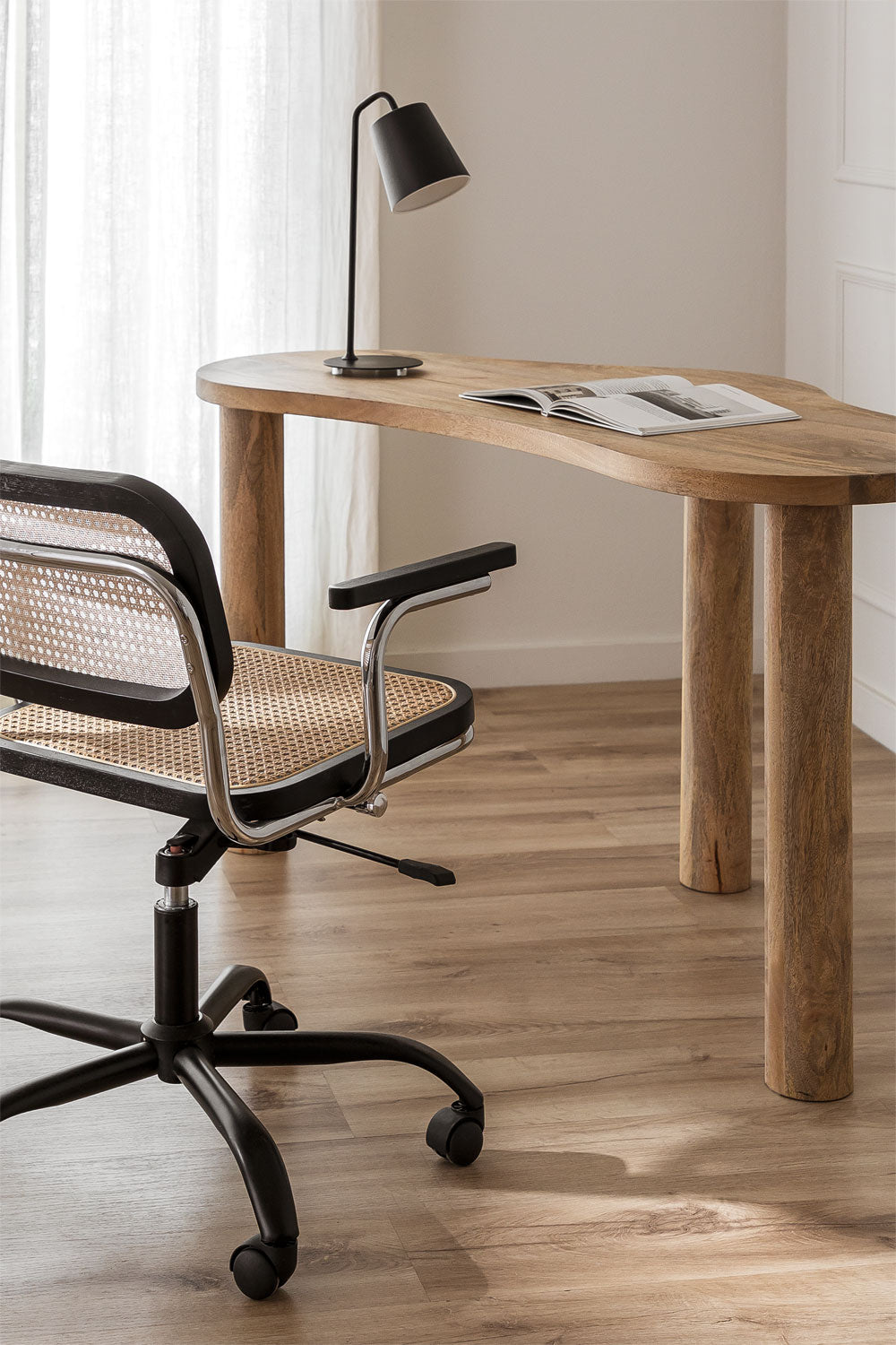 Bureau 140x60 cm en bois de manguier Anecy