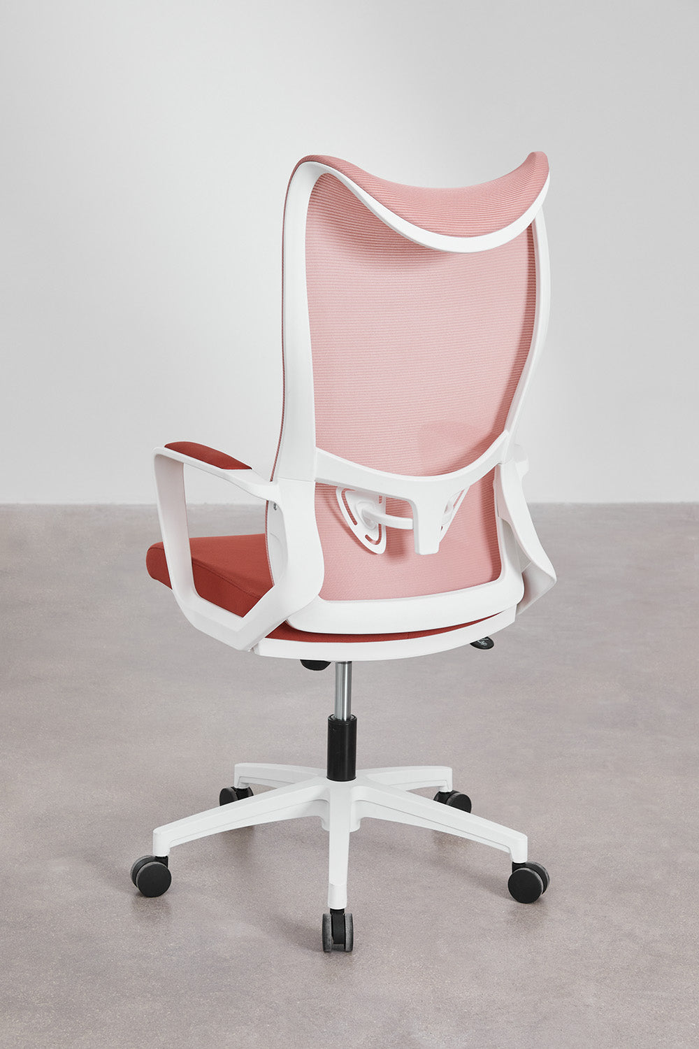 Chaise de bureau avec roulettes et accoudoirs Ribaute