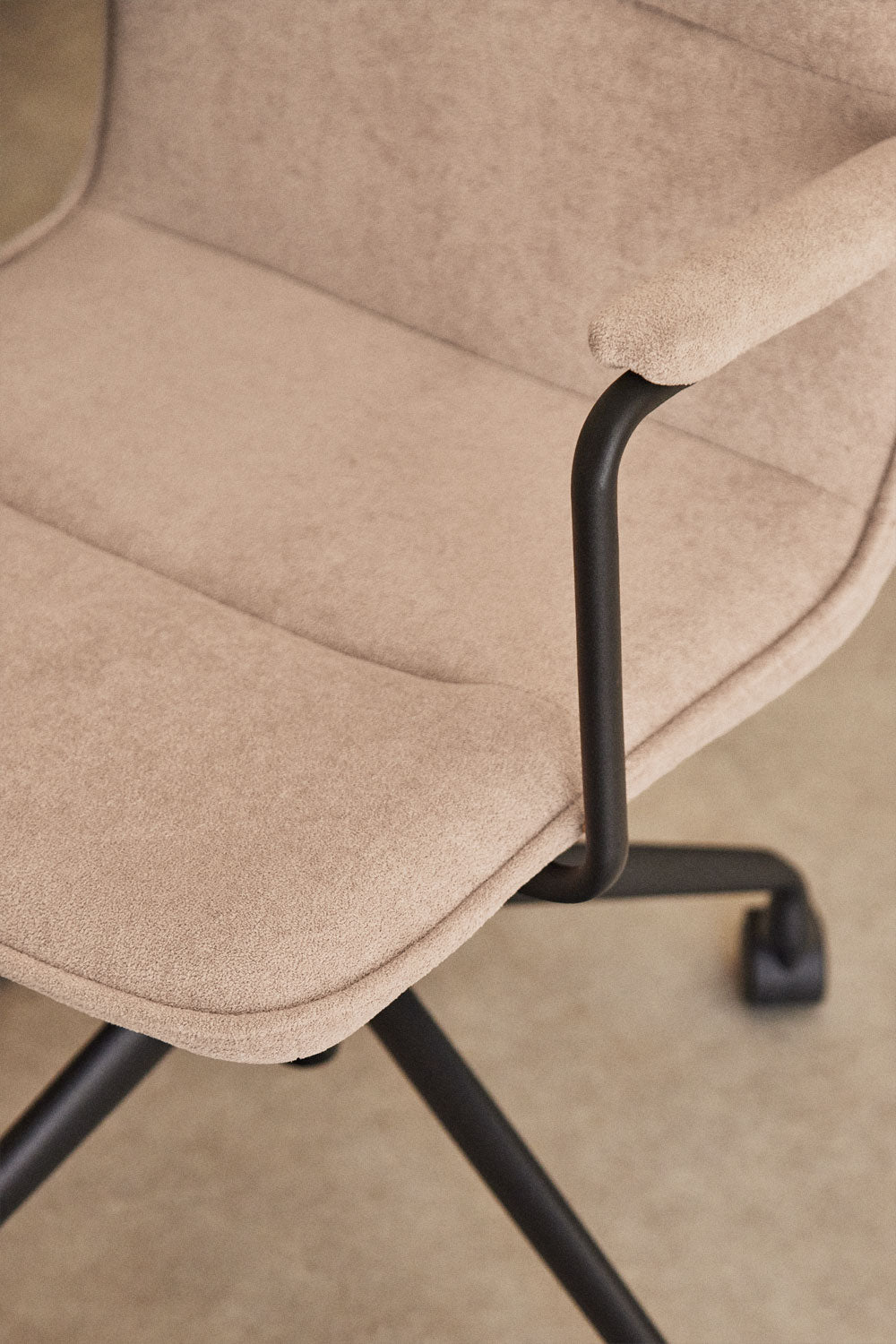 Chaise de bureau avec roulettes et accoudoirs Seifert