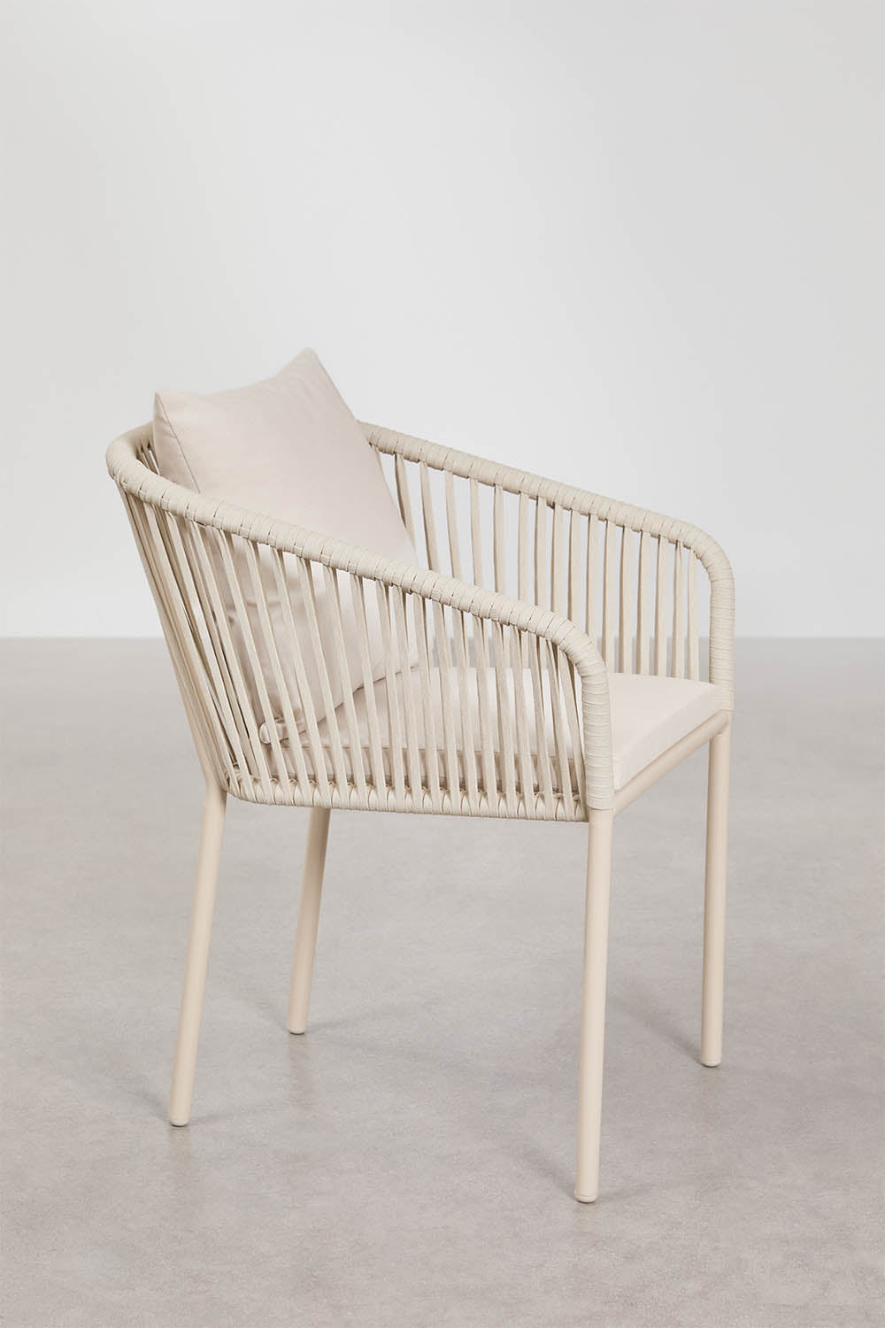 Chaise de jardin avec accoudoirs en corde tressée Arhiza Classic