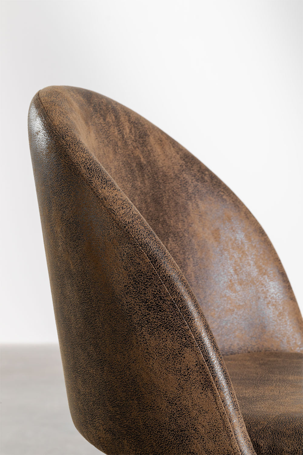 Chaise de salle à manger rembourrée en similicuir Kana
