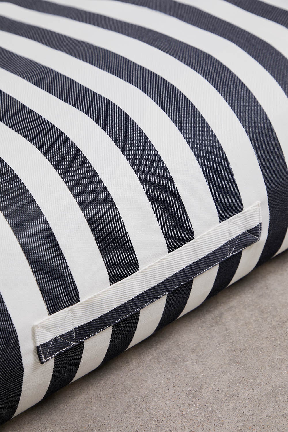 Chaise longue gonflable Lirenita
