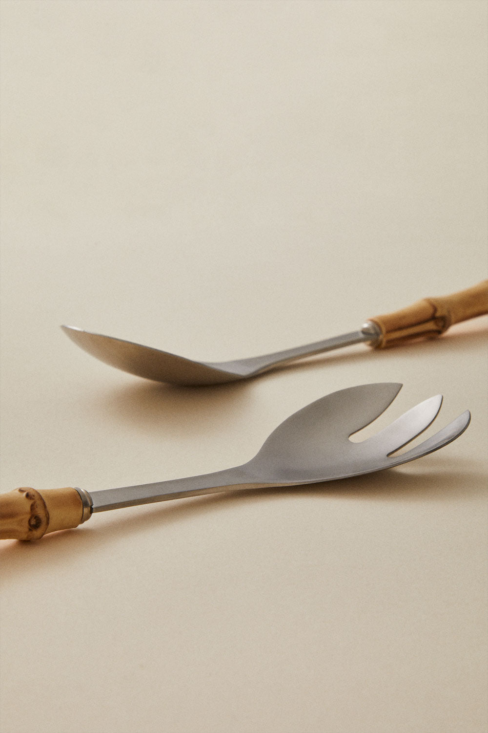 Set de 2 couverts à salade en acier inoxydable et bambou Visola