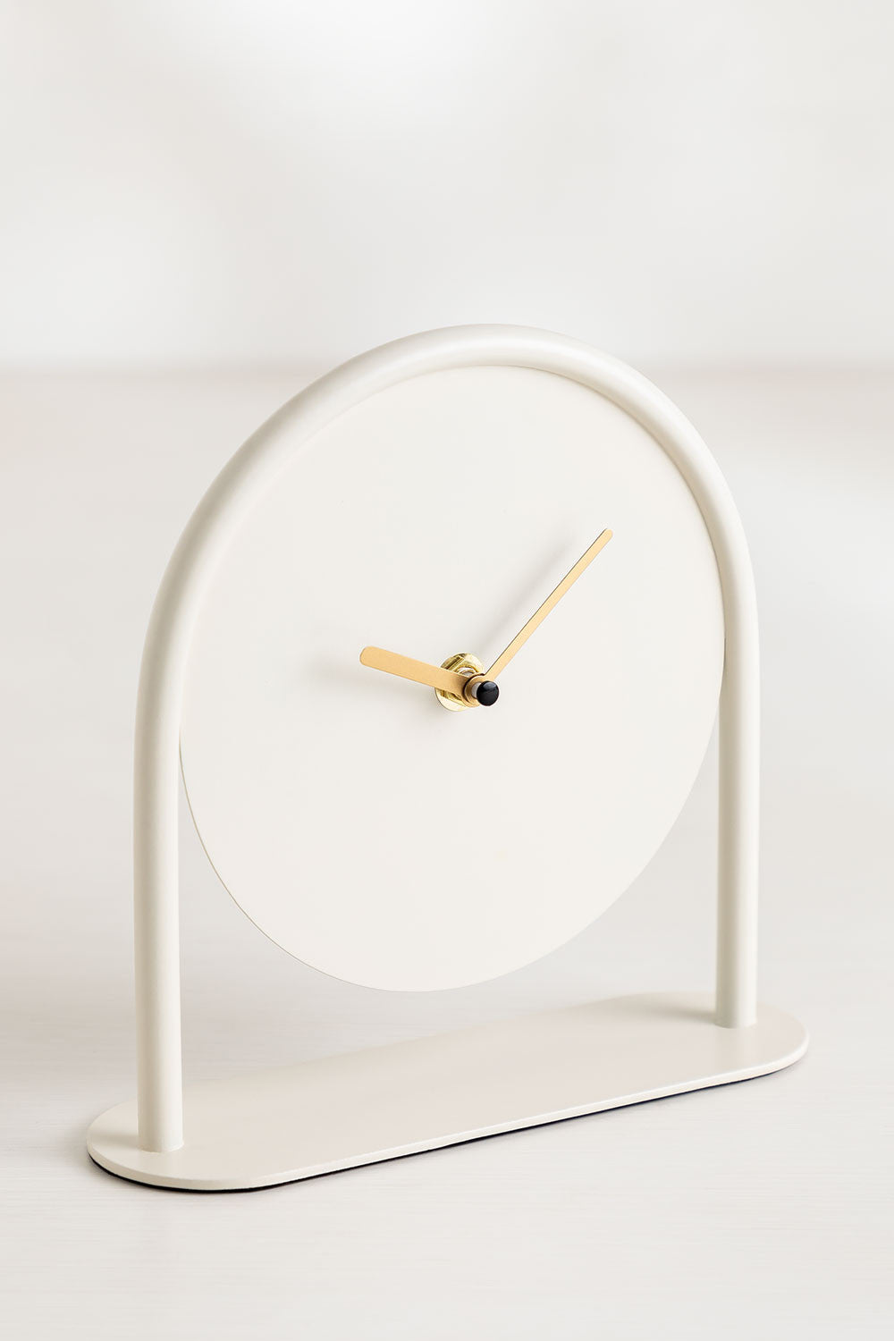 Horloge de table en fer Anuket