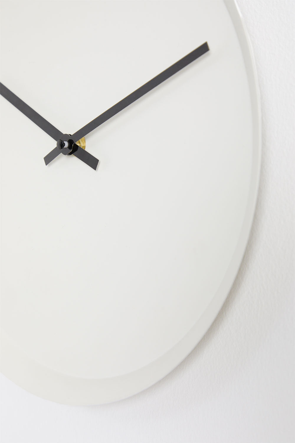 Horloge murale Ø30 cm en fer Sirdal