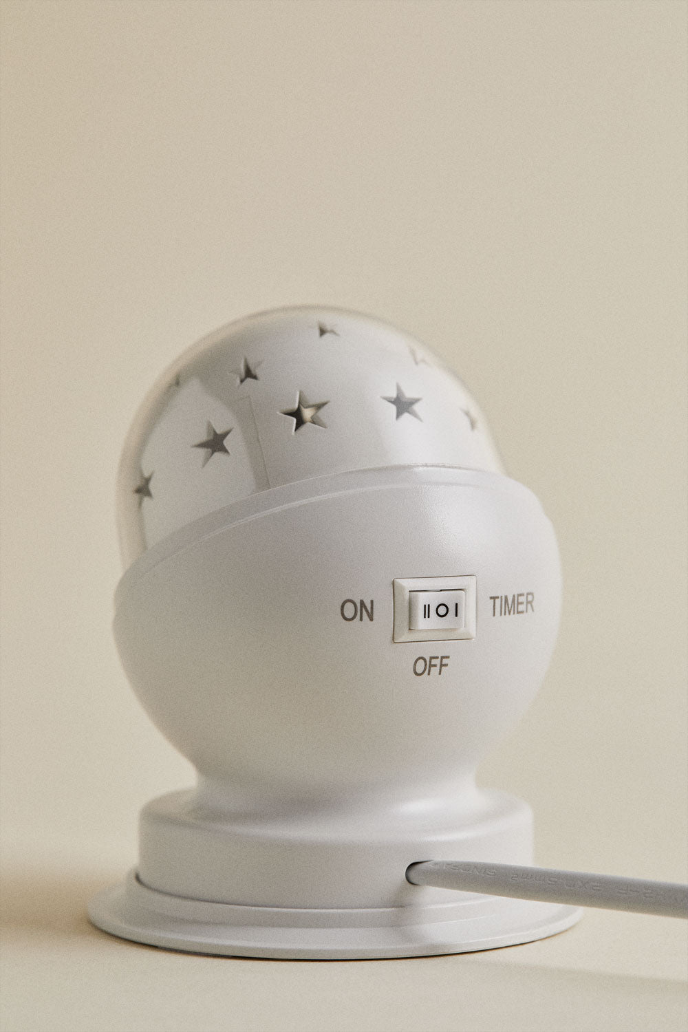 Lampe de table projecteur d'étoiles à LED Russell Kids
