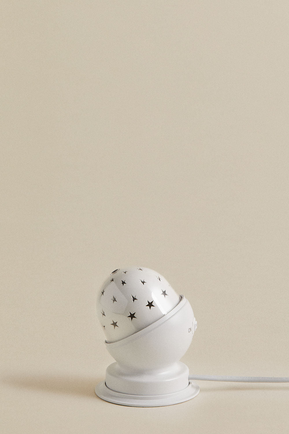 Lampe de table projecteur d'étoiles à LED Russell Kids