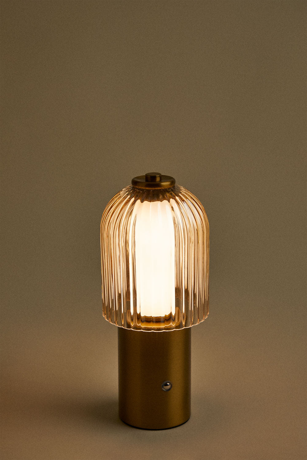 Lampe de table LED sans fil pour extérieur en fer et verre Neristan