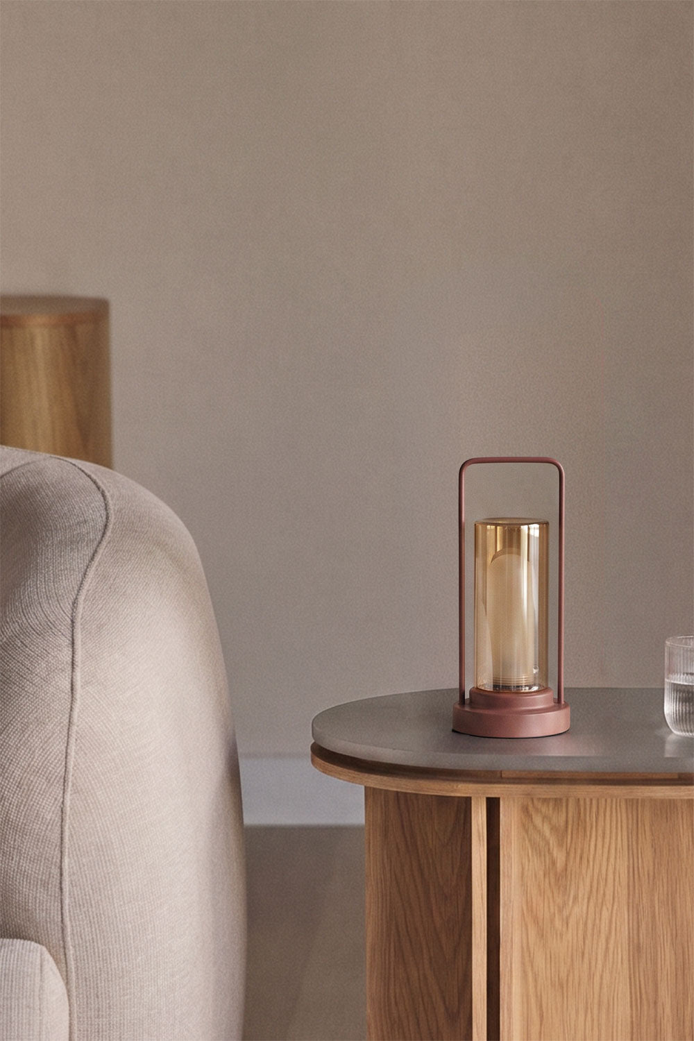 Lampe de table LED sans fil en fer et verre Sorlix