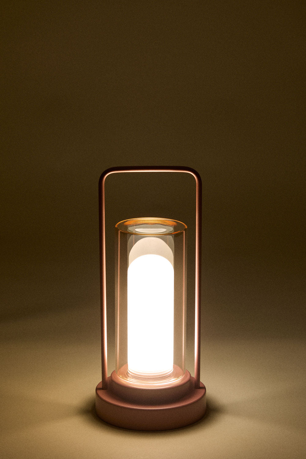 Lampe de table LED sans fil en fer et verre Sorlix