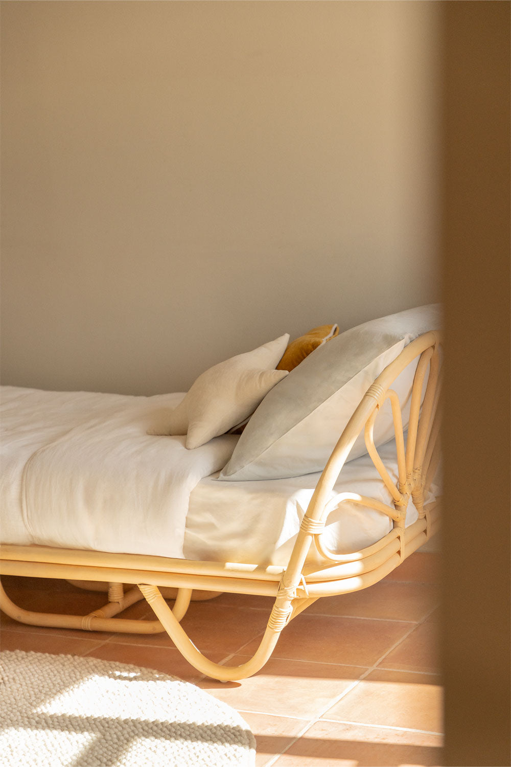 Lit en rotin avec matelas Dahlia Kids