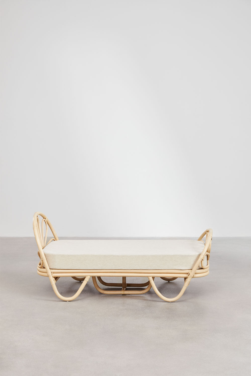 Lit en rotin avec matelas Dahlia Kids