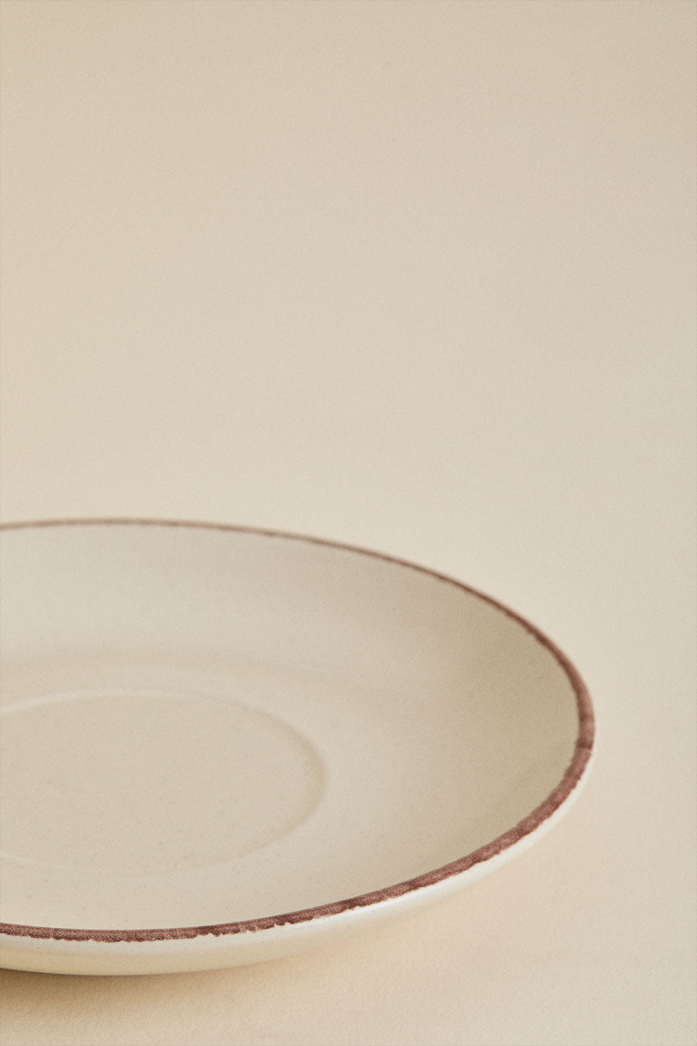 Lot de 2 tasses à café en grès Ronilena avec soucoupes, 9 cl