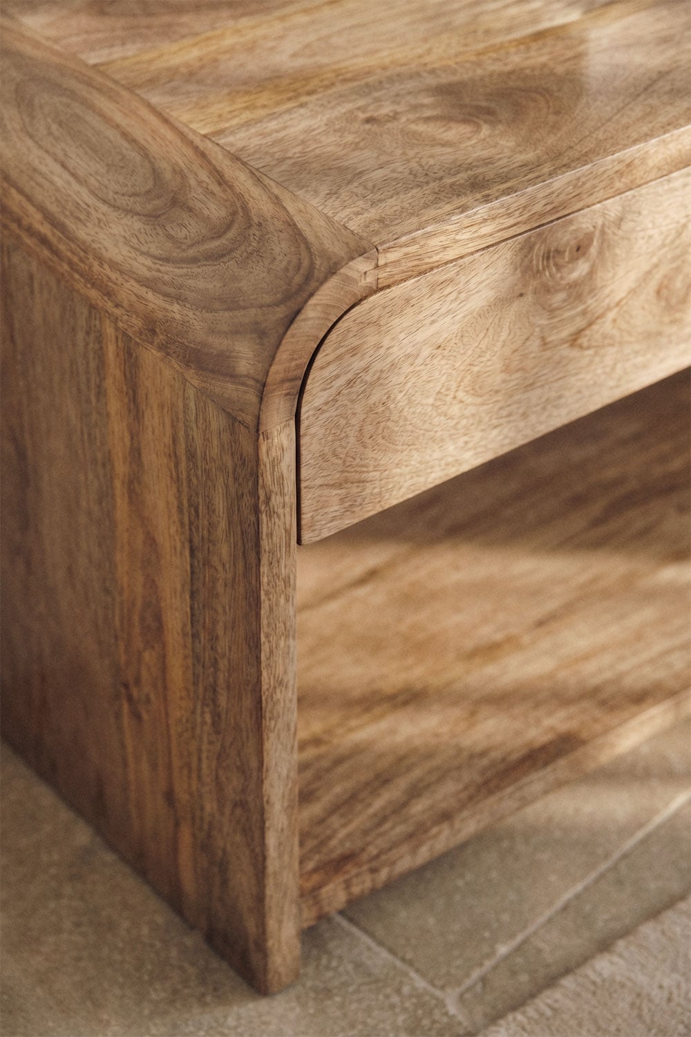 Meuble TV 165x40 cm avec rangement en bois de manguier Shelby