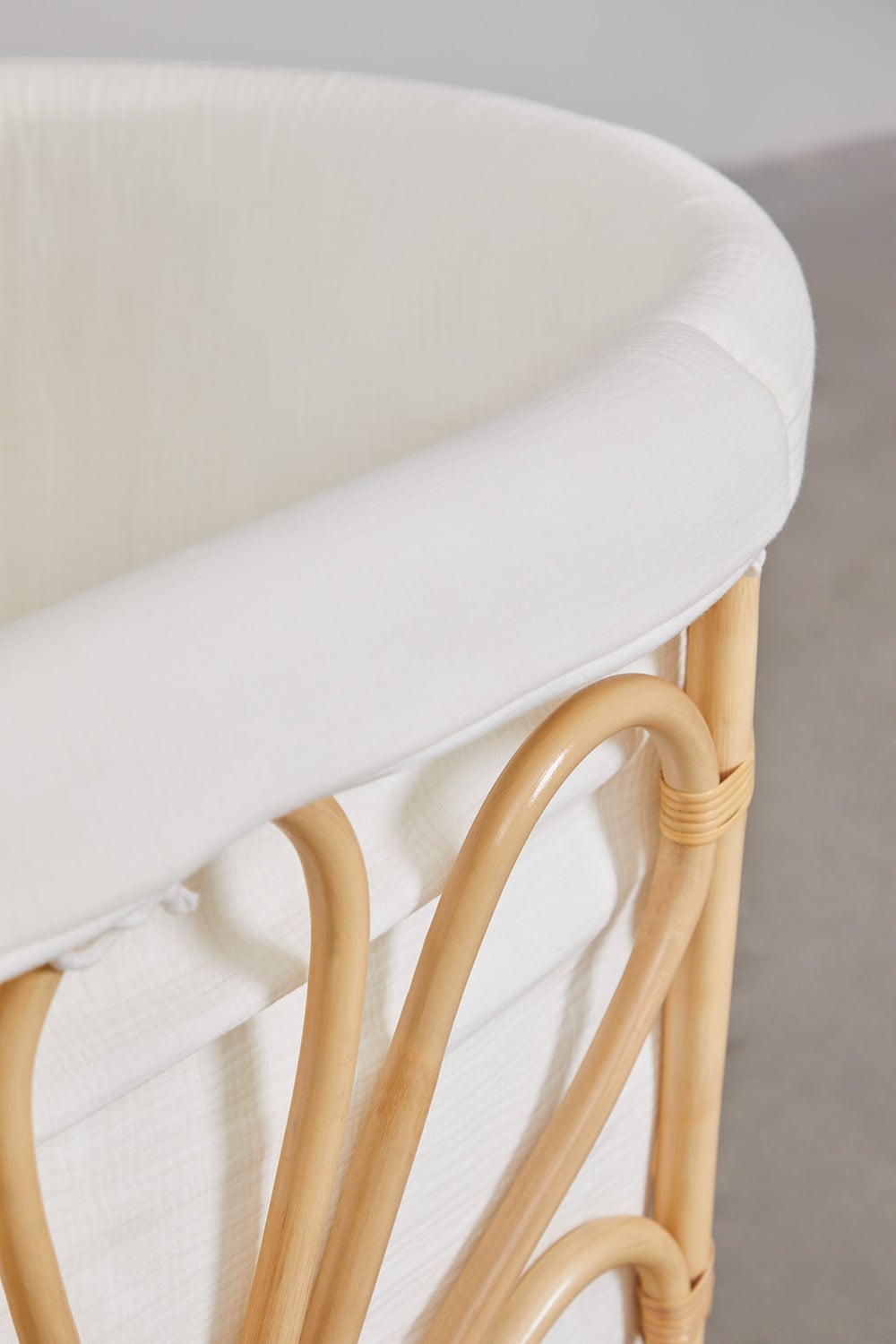 Minicuna en rotin avec matelas Dahlia Kids 