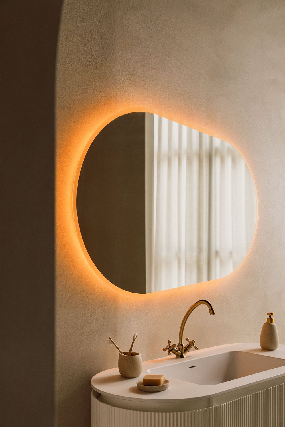 Miroir mural ovale pour salle de bain avec lumière LED et anti-buée Riben