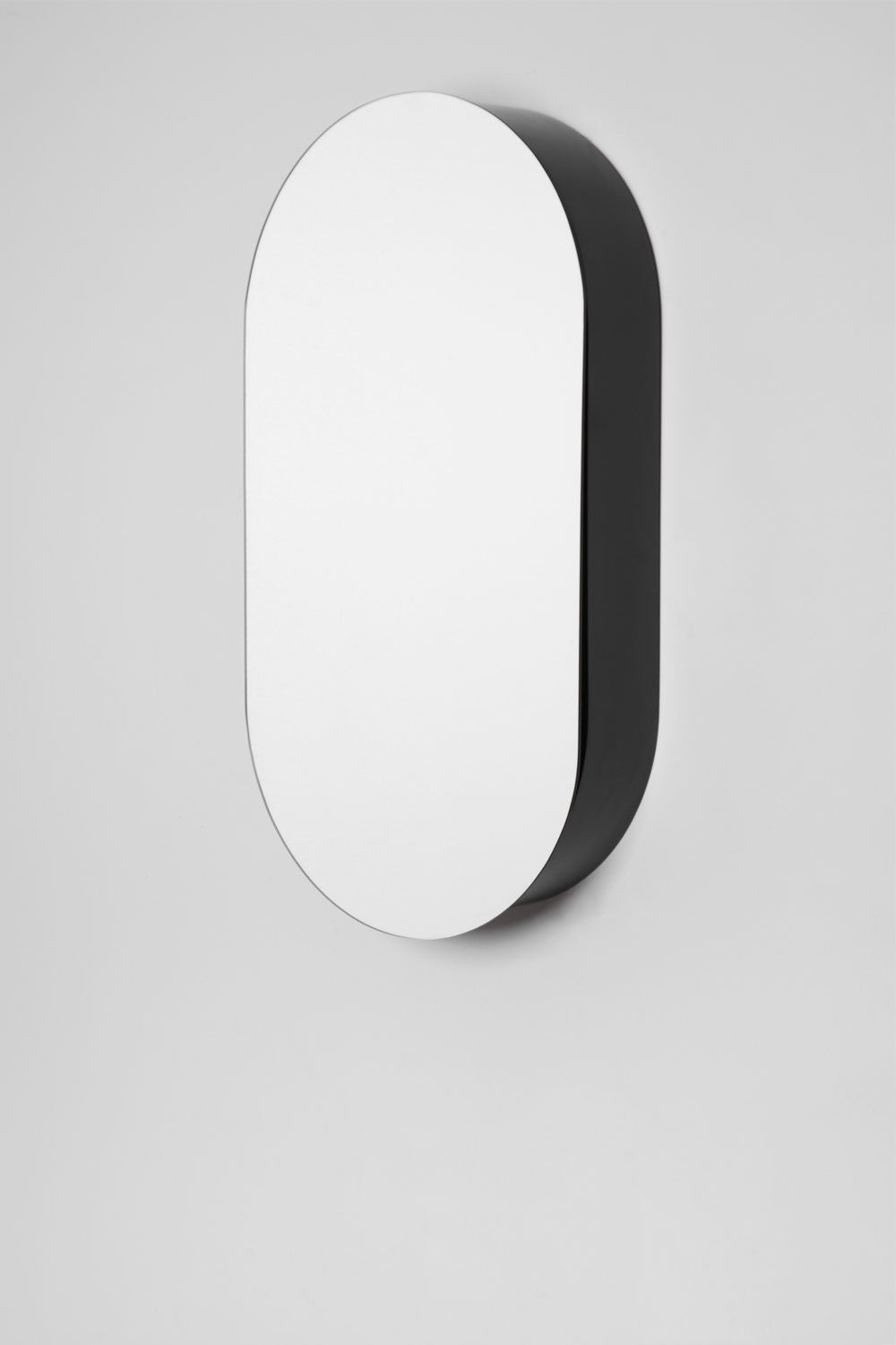 Miroir mural ovale 50x90 cm pour salle de bain avec rangement Oricsa
