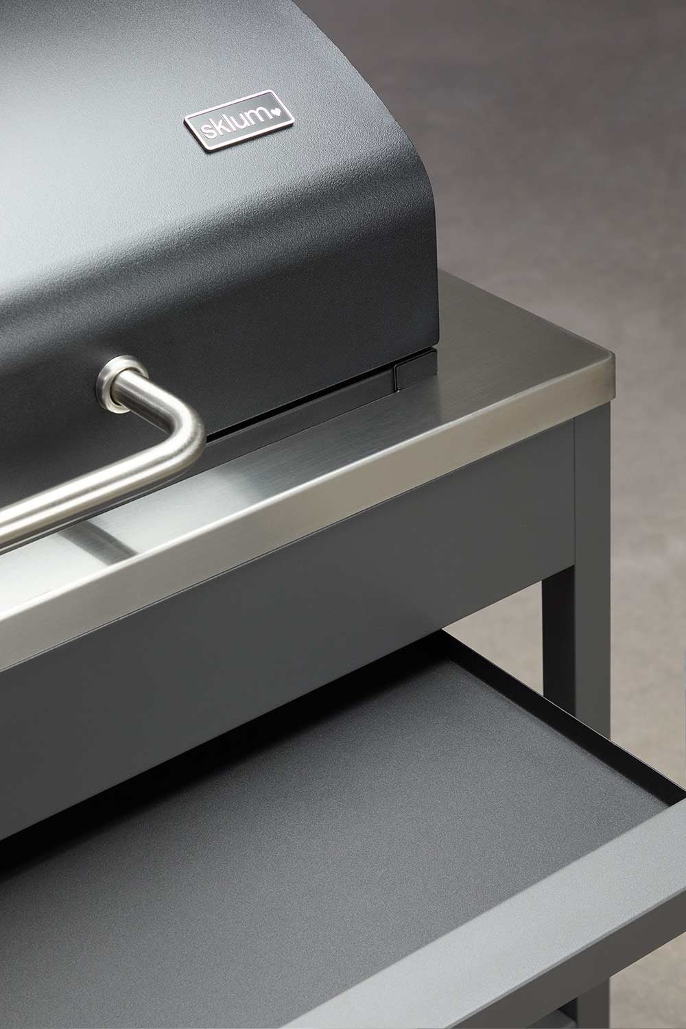Module avec barbecue au charbon pour cuisine modulaire d'extérieur en acier Savona