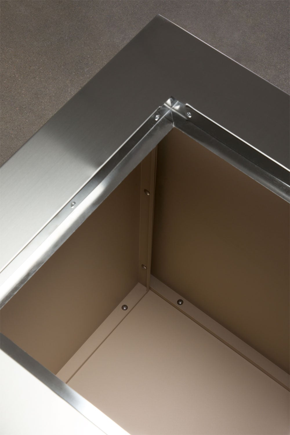Module d'angle de rangement pour cuisine modulaire extérieure en acier Rivana