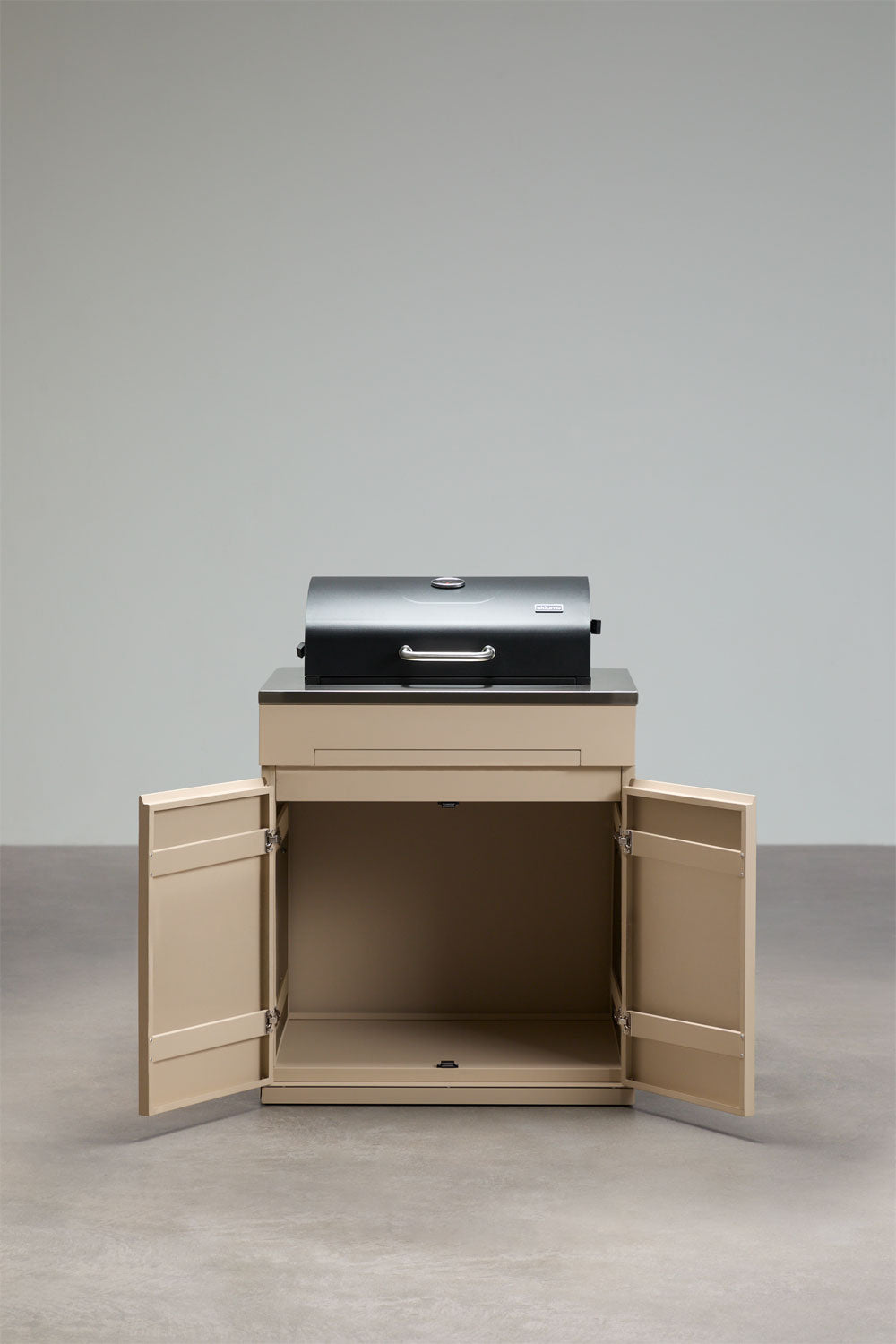Module de rangement avec barbecue au charbon pour cuisine modulaire d'extérieur en acier Rivana