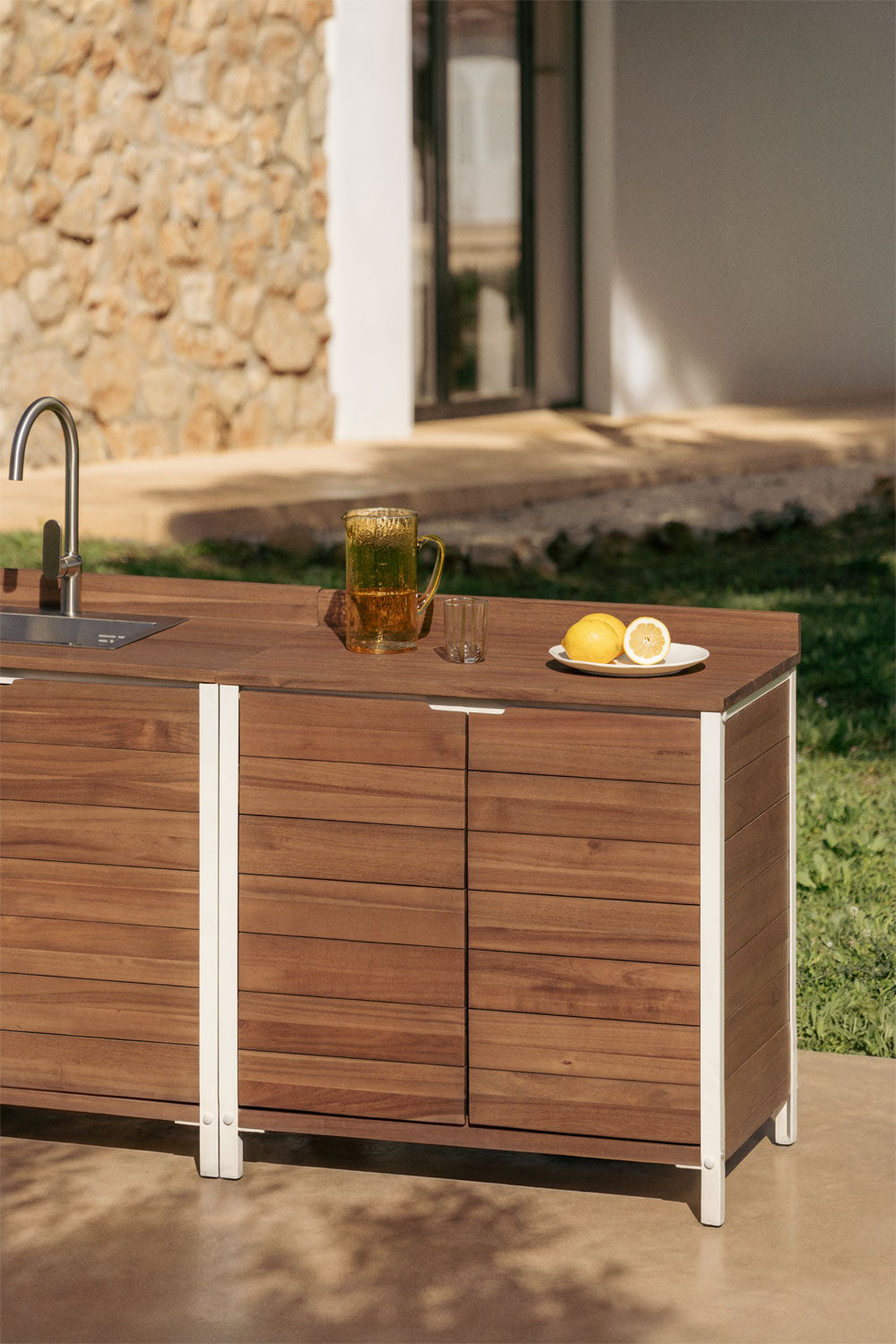 Module de rangement pour cuisine modulaire d'extérieur en bois d'acacia et aluminium Reggie