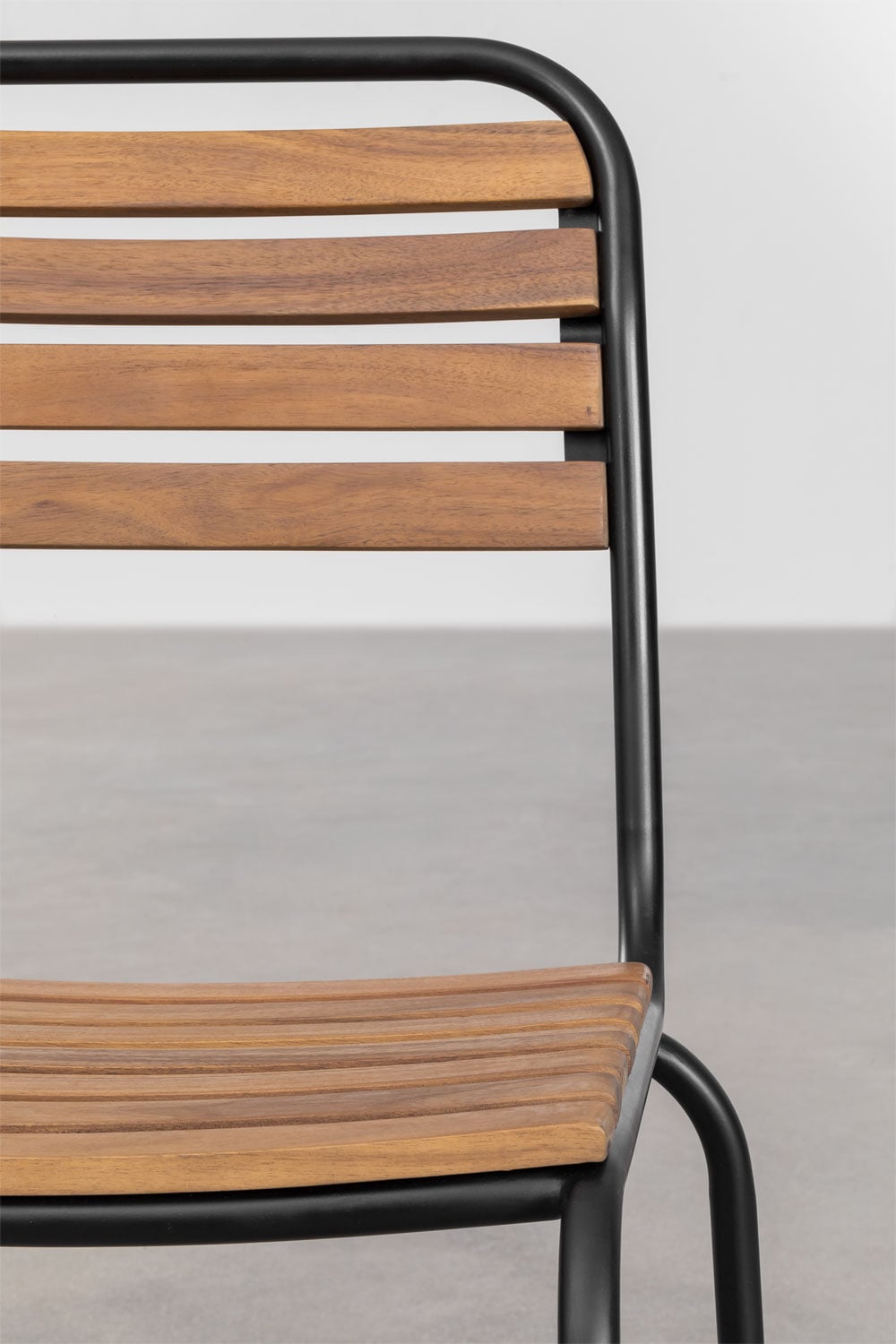 Pack de 2 chaises de jardin empilables en acier et bois d'acacia Artus