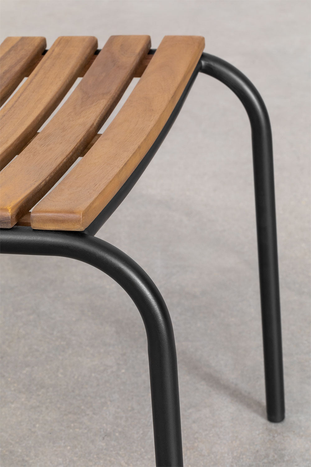 Pack de 2 chaises de jardin empilables en acier et bois d'acacia Artus