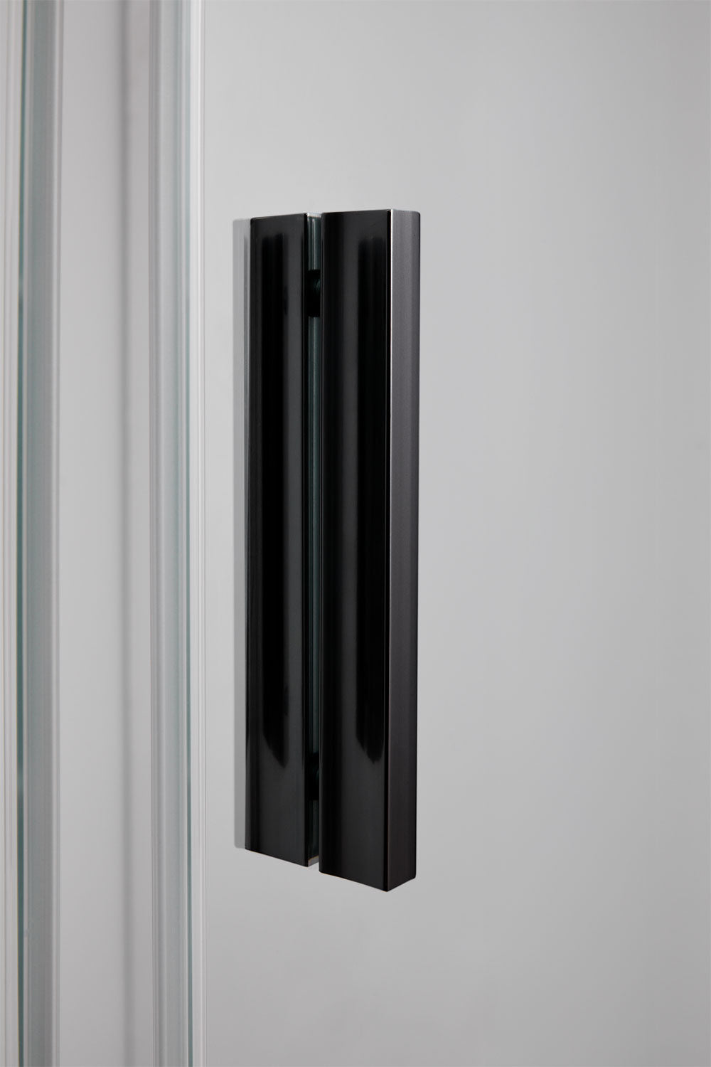 Mampara de douche à accès frontal avec porte coulissante à fermeture douce, verre trempé 6 mm et aluminium Dover