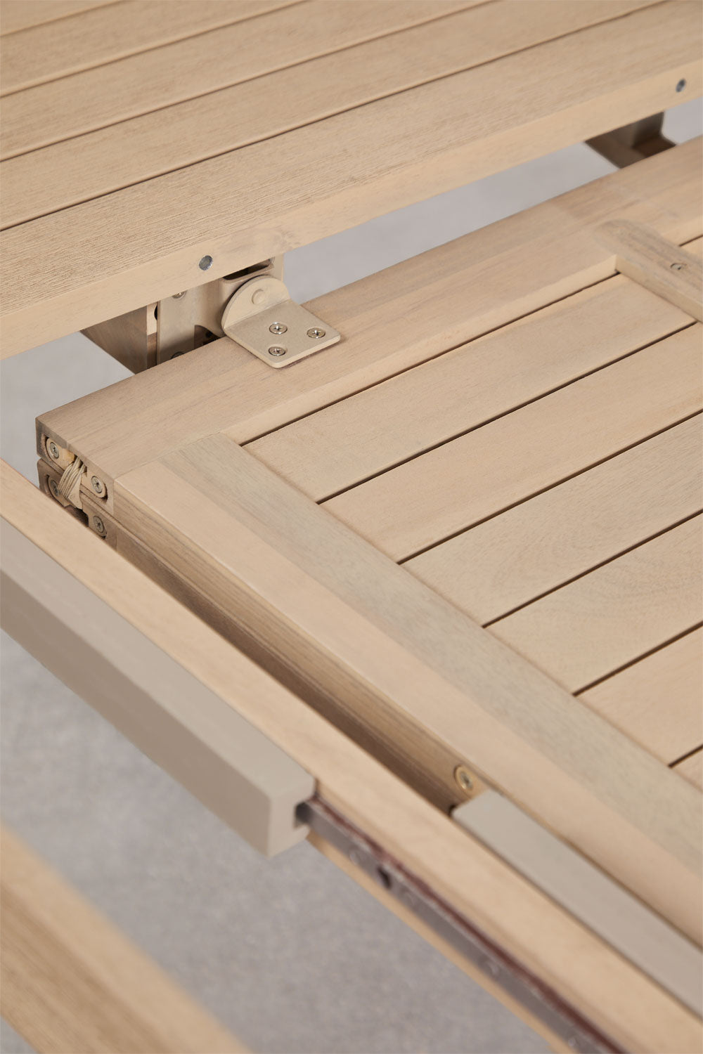 Table à manger extensible 100-160x100 cm en bois d'acacia Karvia