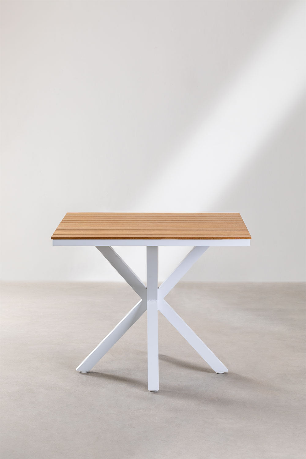 Table de jardin carrée 90x90 cm en bois d'eucalyptus et aluminium Archer