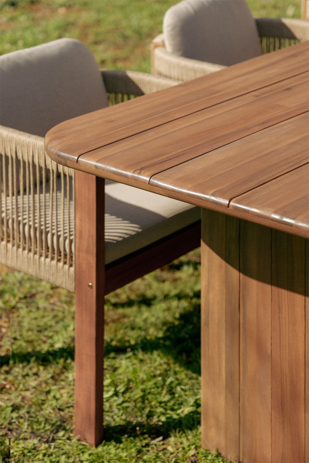 Table de jardin rectangulaire 265x120 en bois d'acacia Siena
