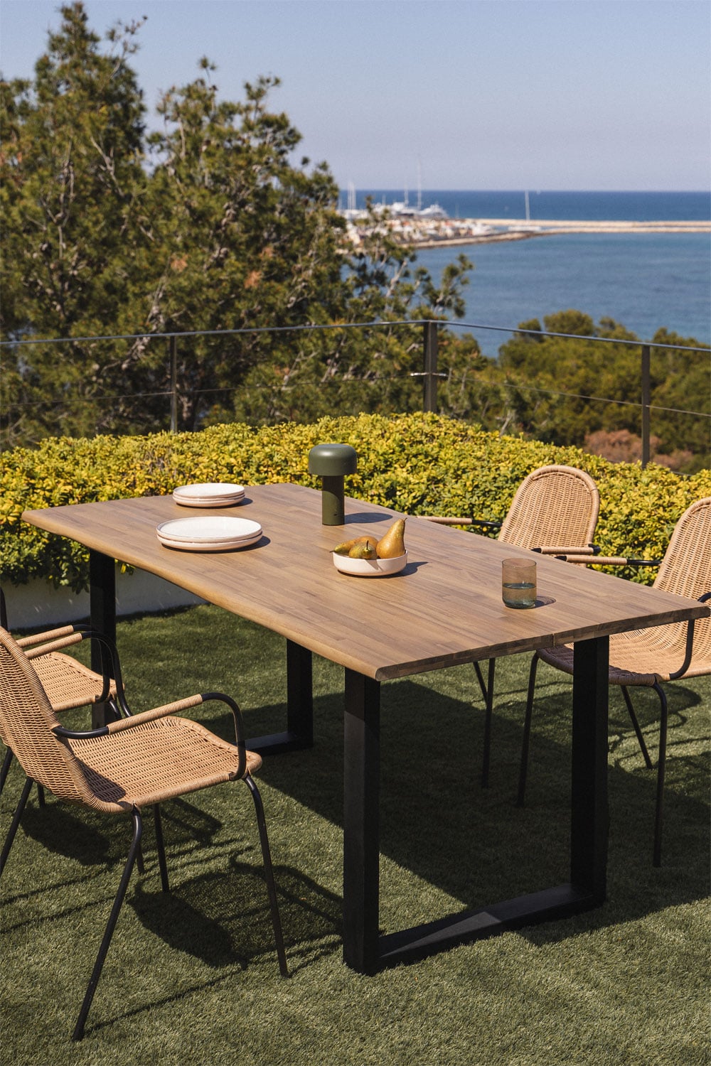 Table de jardin rectangulaire 180x90 cm en bois d'acacia et acier Maupi